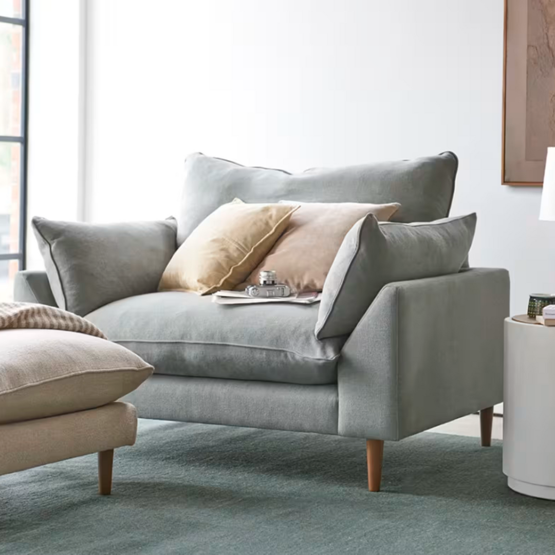 River Love Seat