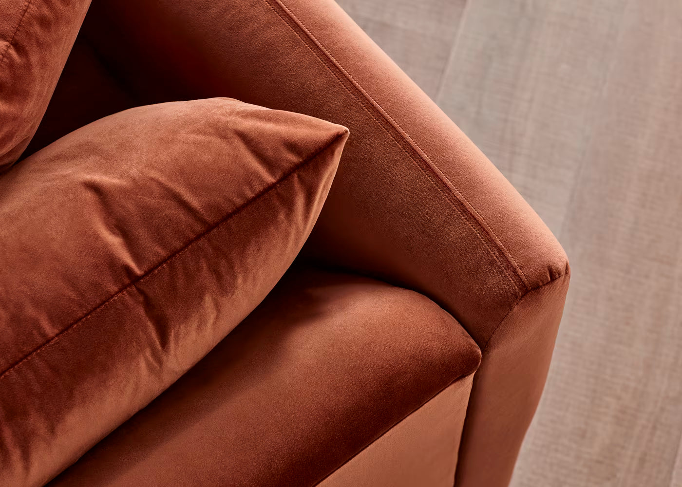 Sigma sectional sofa