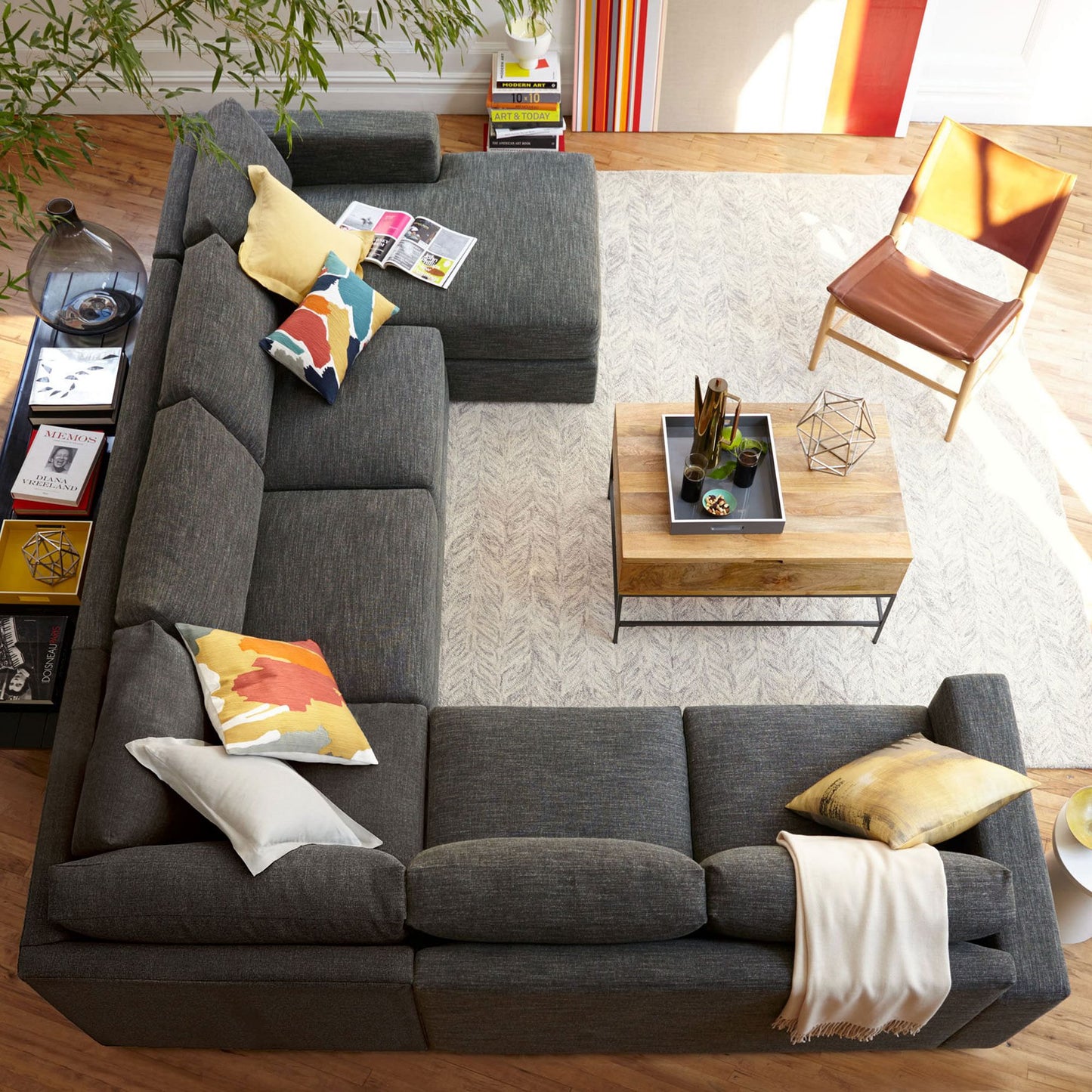 Urban 4-Piece Chaise Sectional (106")