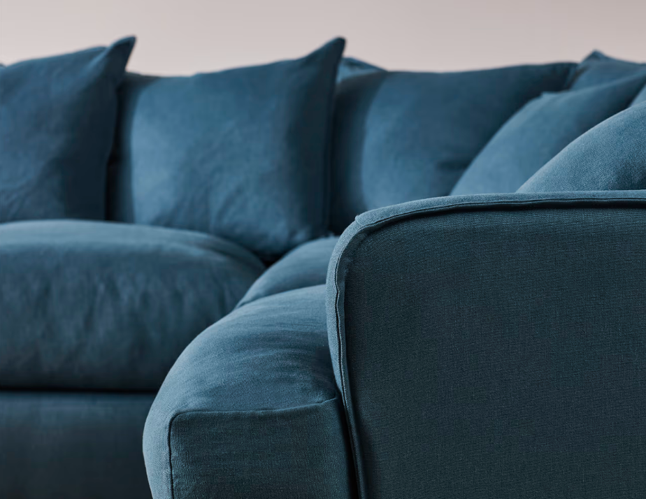 SMOOTCH - Soft Sectional sofa