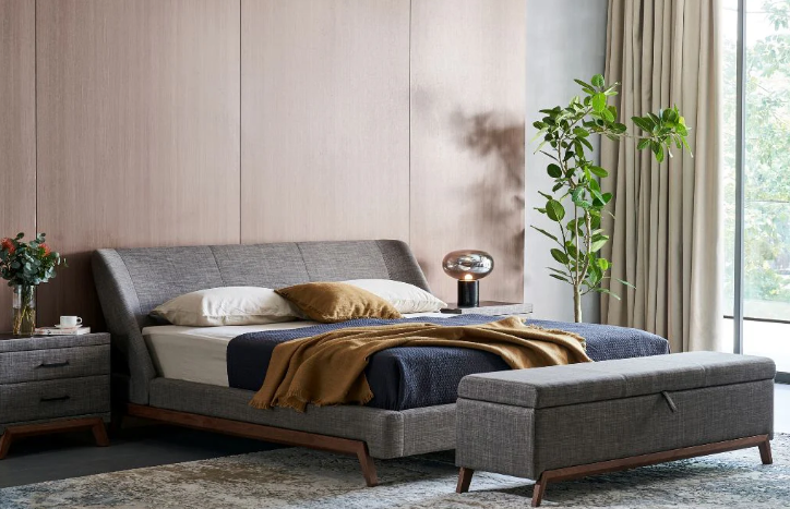 FAME UPHOLSTERED BED